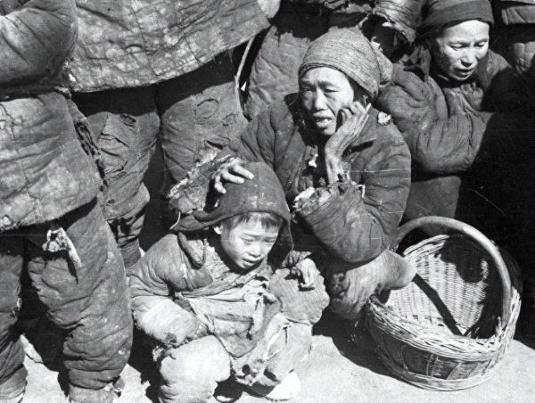 配资知识网 配资 明末大旱人相食，周老爷舍财赎两女，多年无子终得偿